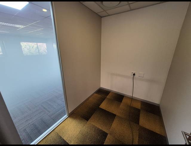 632M² OFFICE TO LET IN WOODMEAD